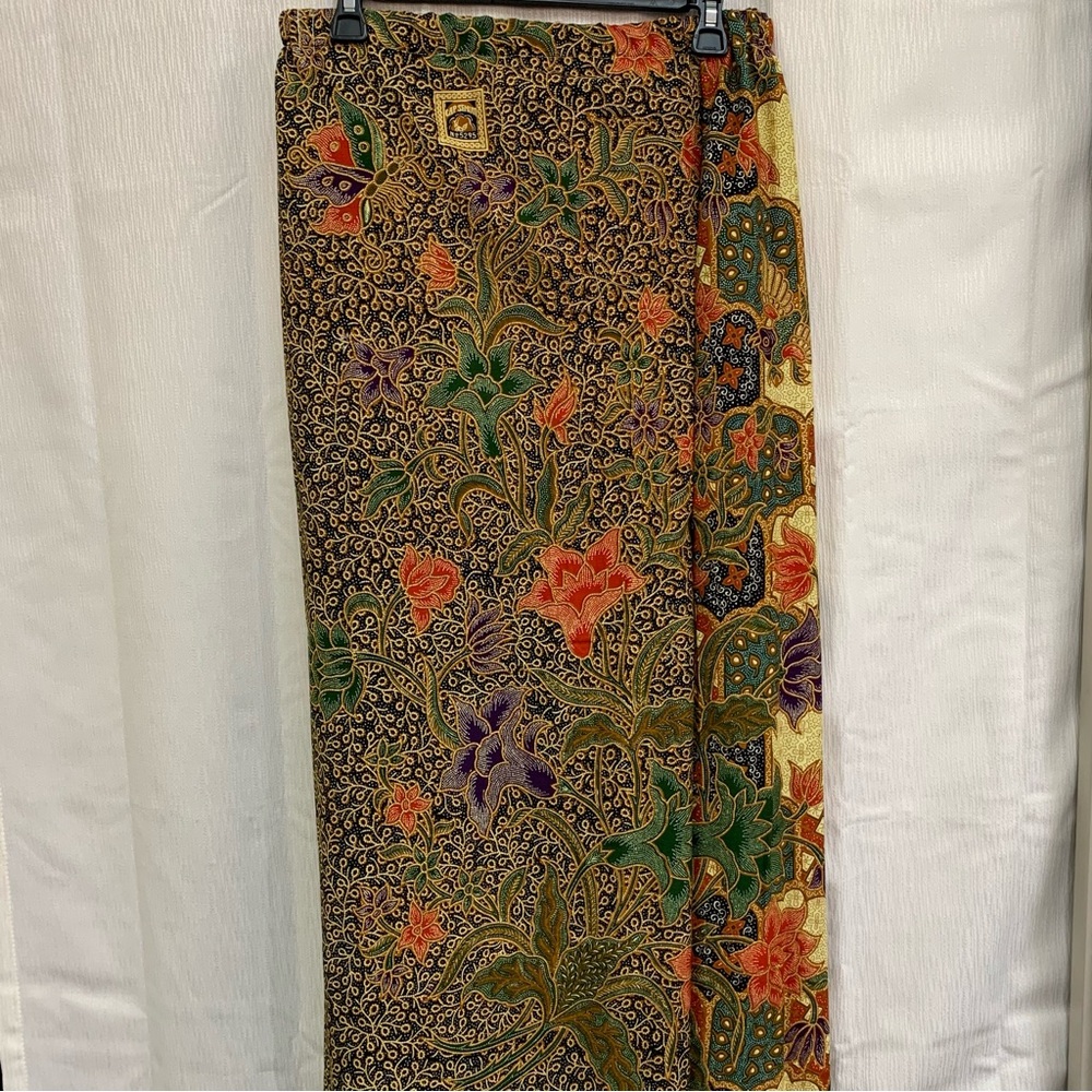 THAI Floral Sarong maxi skirt Multicolor